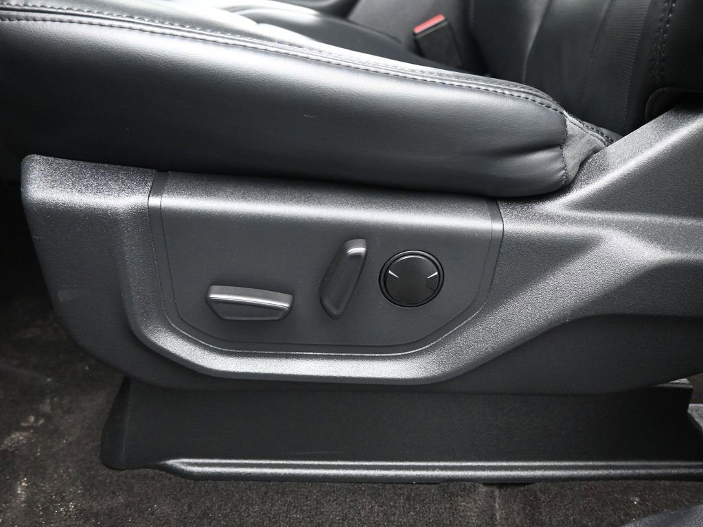 Certified 2023 Ford Expedition Max XLT image 38