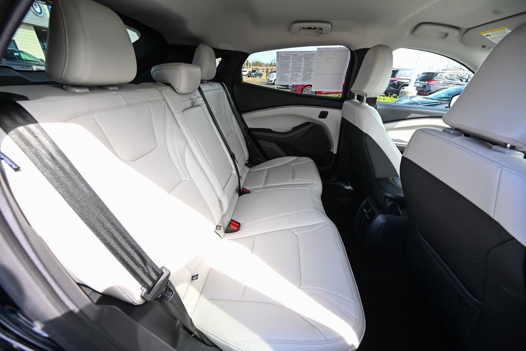 Certified 2025 Ford Mustang Mach-E Premium AWD/4WD image 32