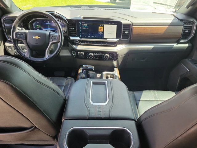 Used 2022 Chevrolet Silverado 1500 High Country RWD image 18