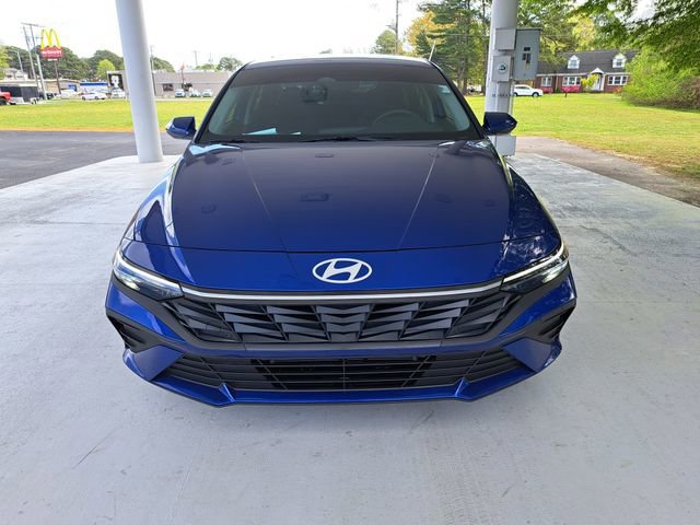 Used 2025 Hyundai Elantra Hybrid image 6