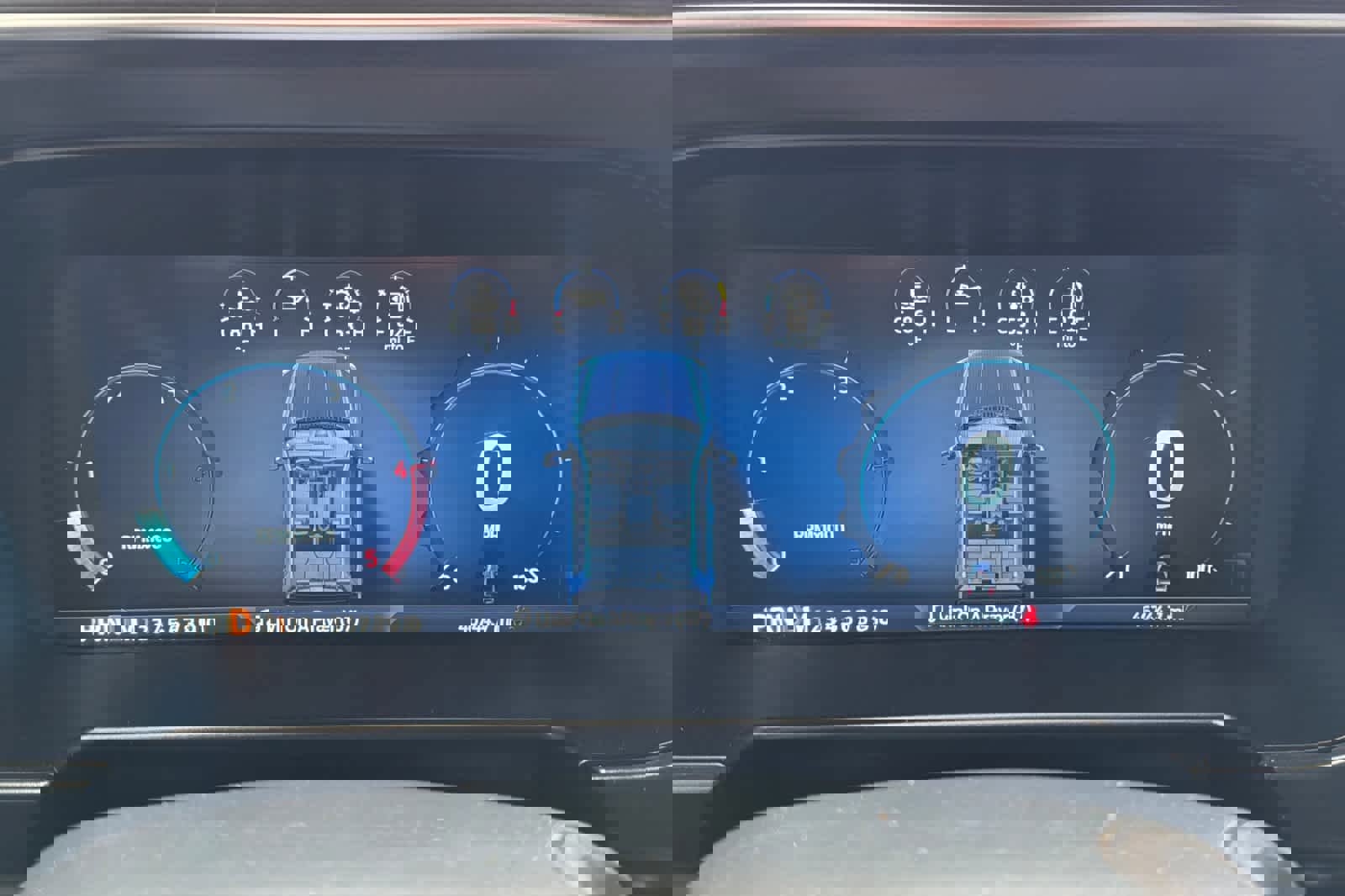 Certified 2023 Ford F350 Platinum w/ FX4 Off-Road Package image 24