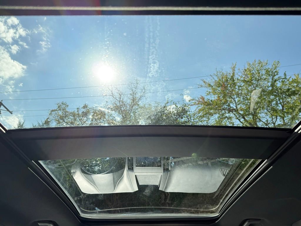 Certified 2022 Ford Edge ST-Line image 13