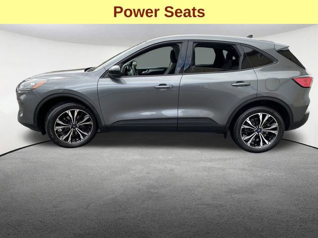 Certified 2021 Ford Escape SE w/ SE Sport Appearance Package image 2