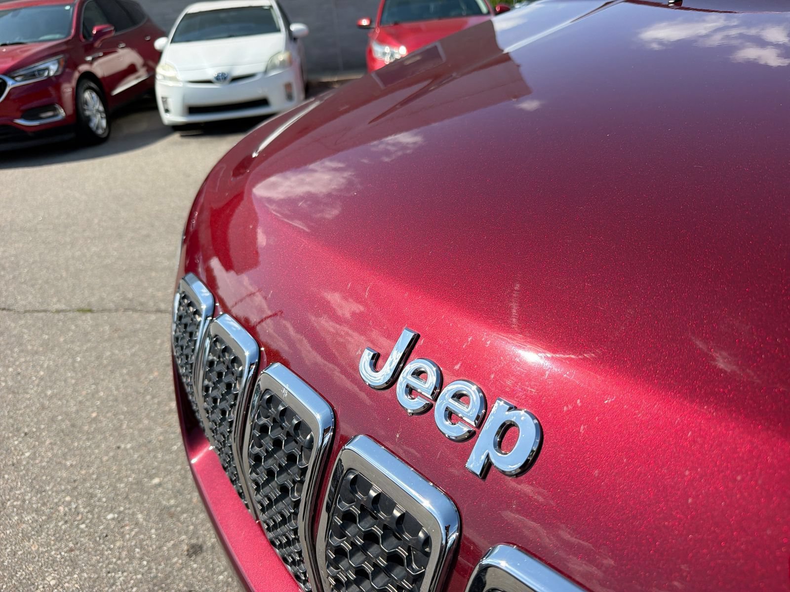 Used 2019 Jeep Cherokee Limited AWD/4WD image 15