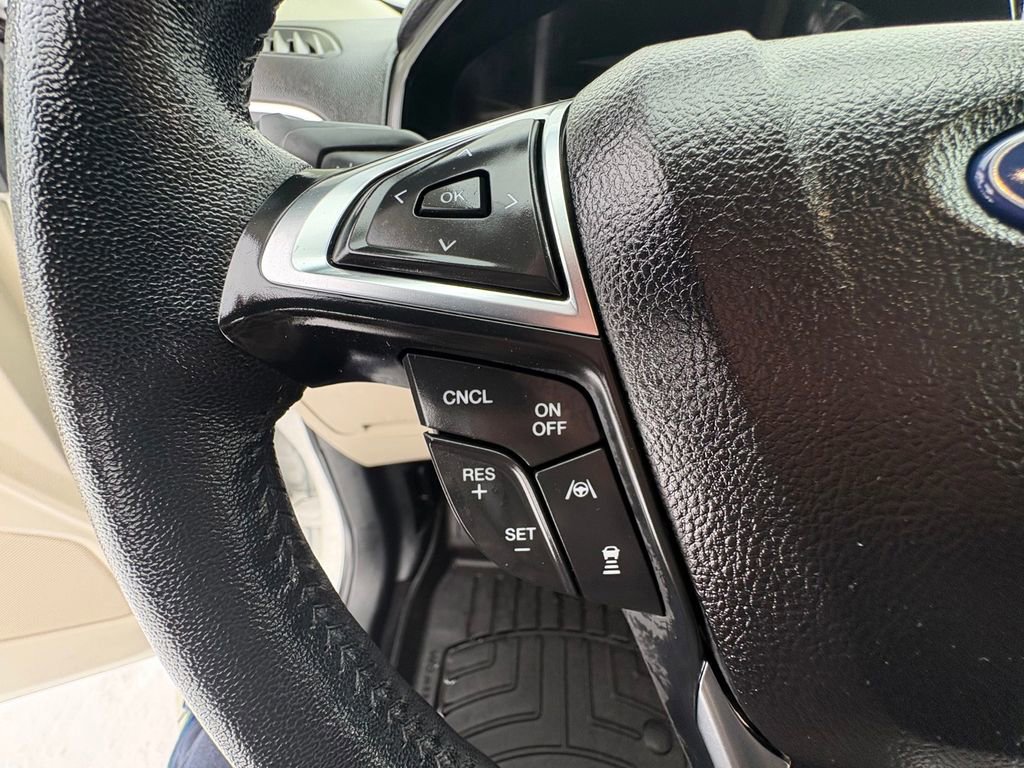 Certified 2022 Ford Edge Titanium w/ Equipment Group 301A image 16