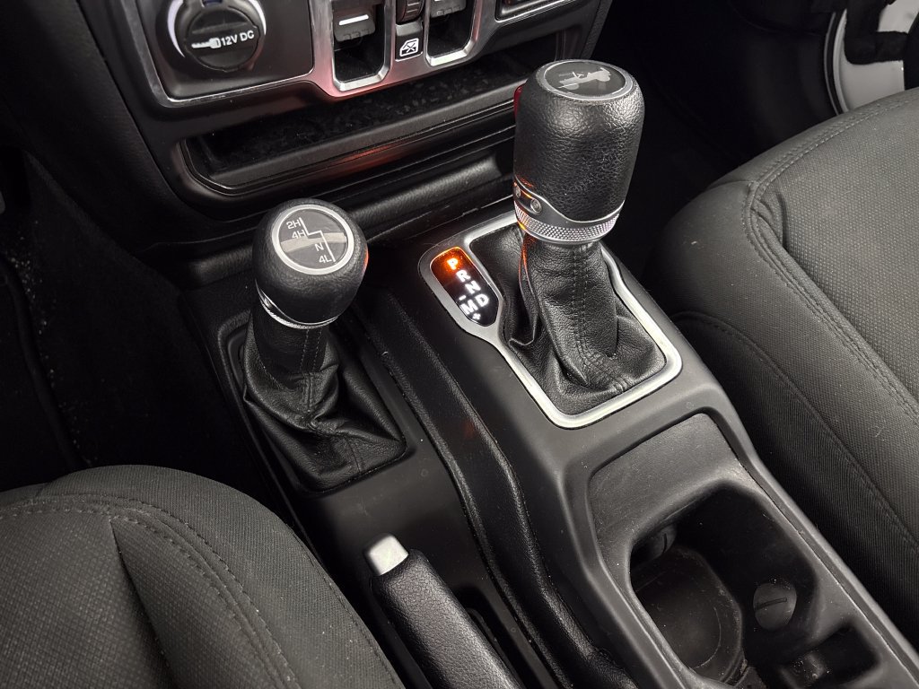 Used 2021 Jeep Wrangler Unlimited Sport AWD/4WD image 28