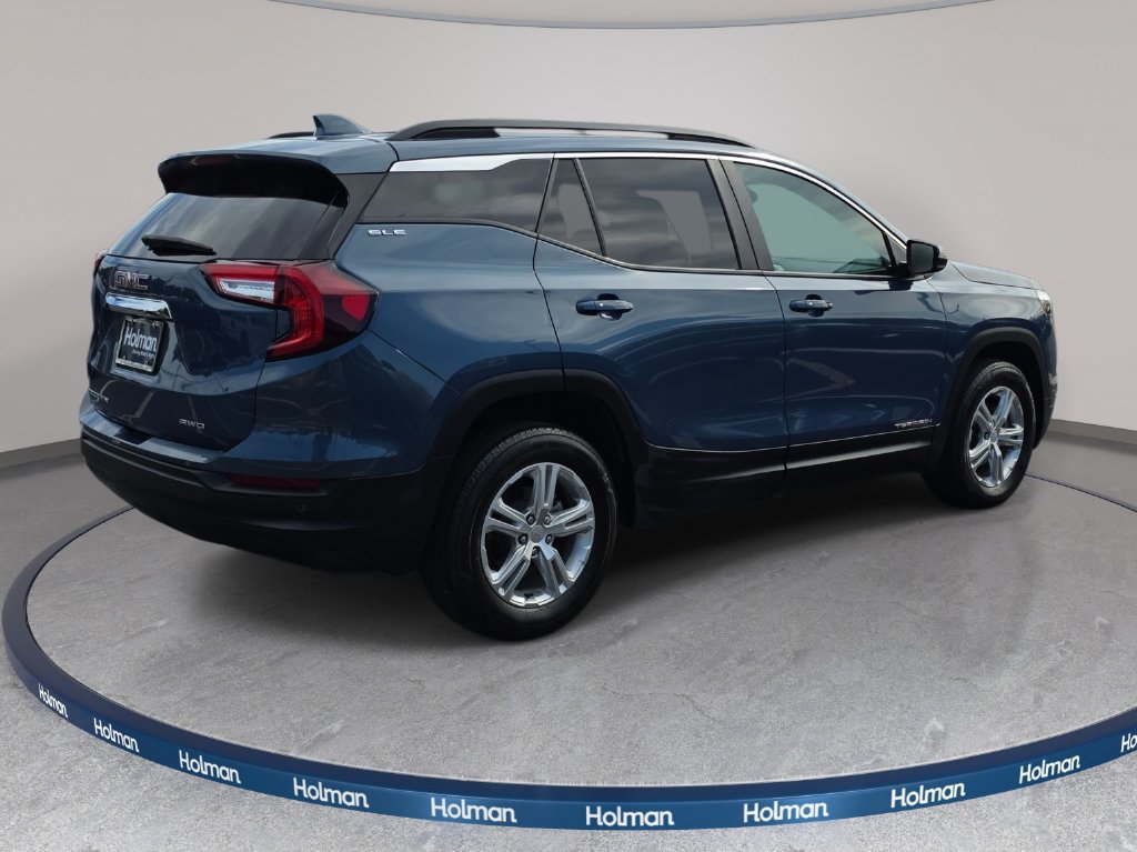 Used 2024 GMC Terrain SLE w/ Driver Convenience Package AWD/4WD image 5