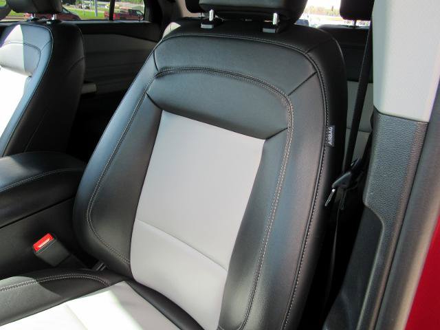 Certified 2024 Ford Explorer XLT w/ Equipment Group 202A AWD/4WD image 19