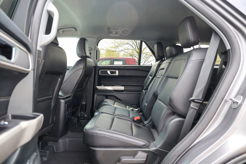 Certified 2023 Ford Explorer XLT w/ Equipment Group 202A image 36