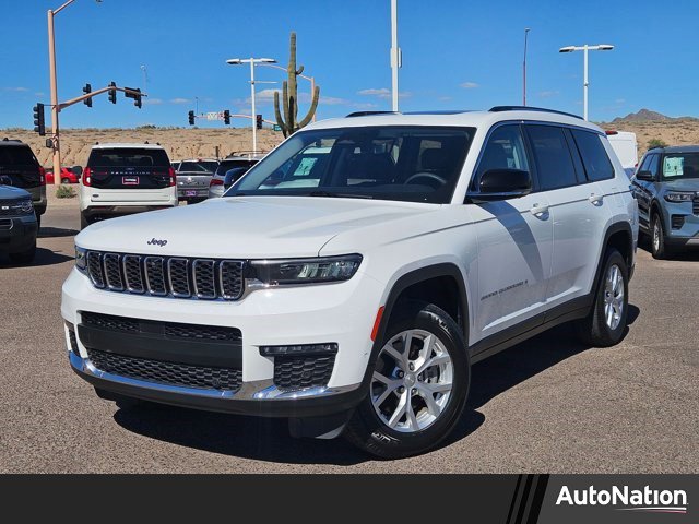 Used 2023 Jeep Grand Cherokee L Limited w/ Luxury Tech Group II image 7