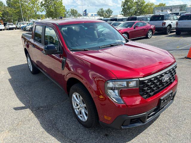 Certified 2025 Ford Maverick XLT w/ XLT Luxury Package AWD/4WD image 3