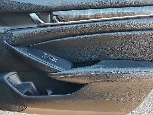 Used 2020 Honda Accord Sport image 29