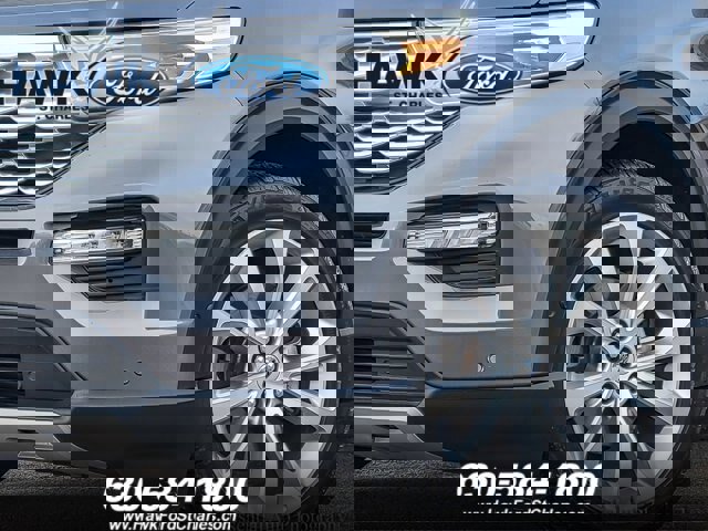 Certified 2021 Ford Explorer Platinum w/ Equipment Group 601A image 3