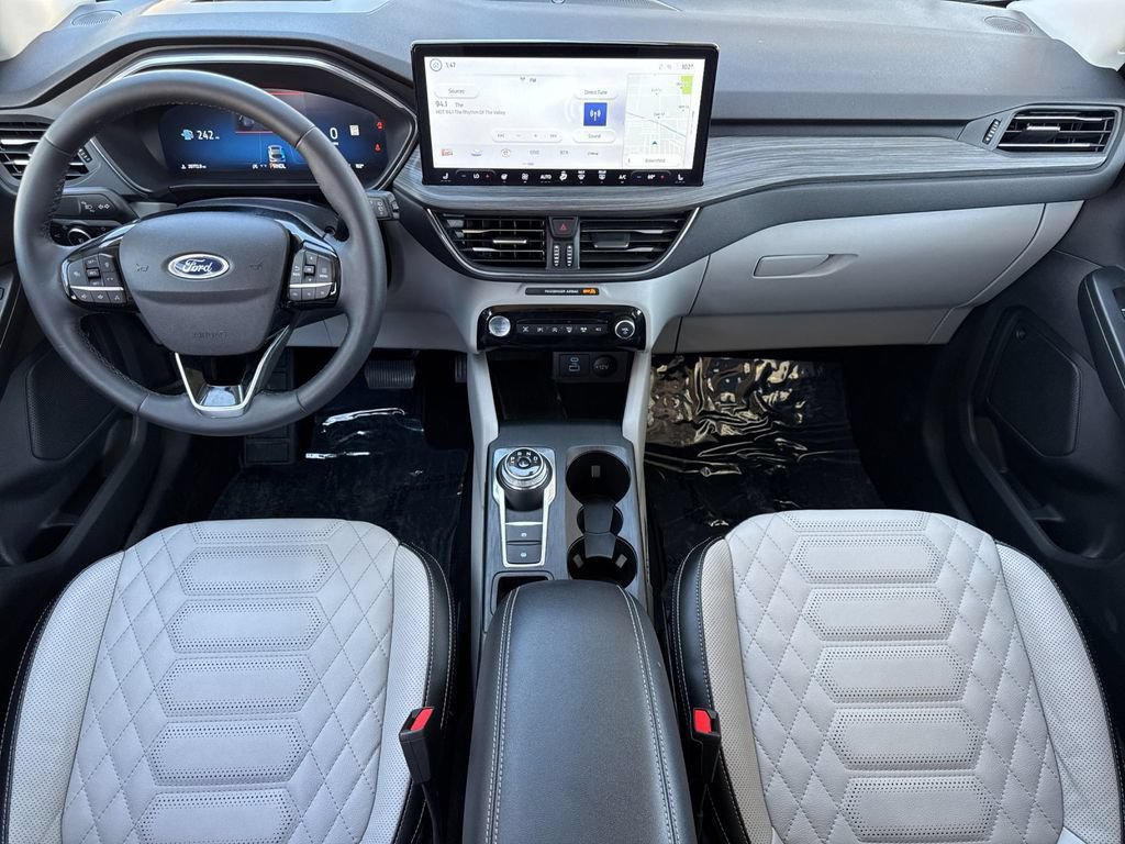 Certified 2023 Ford Escape Platinum w/ Premium Technology Package AWD/4WD image 12