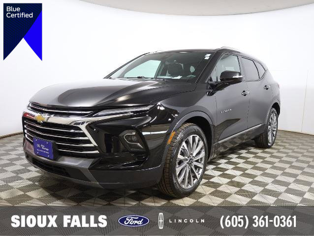 Used 2025 Chevrolet Blazer Premier w/ Driver Confidence II Package image 1