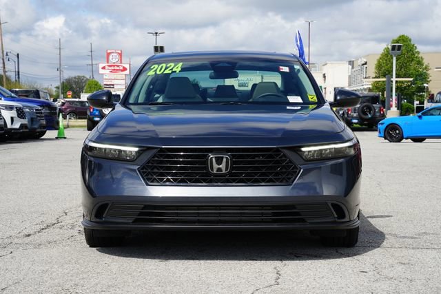 Used 2024 Honda Accord EX image 2