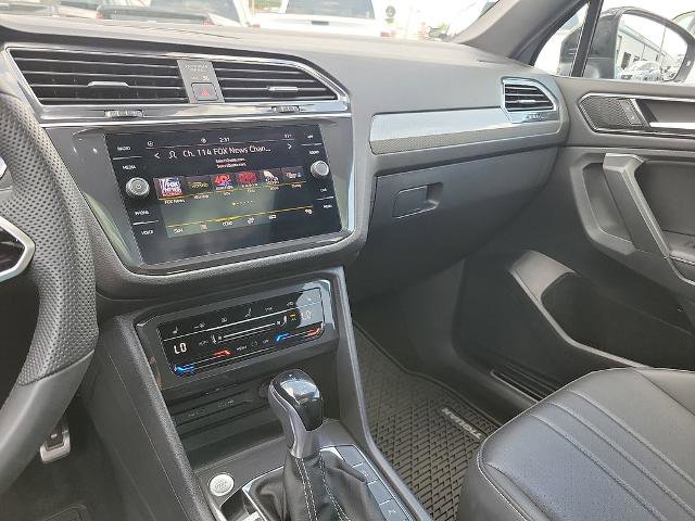 Used 2024 Volkswagen Tiguan SE R-Line w/ MDO Package, Three-Row FWD image 20