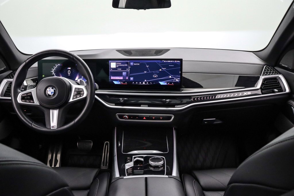 Used 2024 BMW X5 sDrive40i w/ M Sport Package image 14