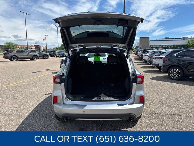 Certified 2023 Ford Escape ST-Line Elite AWD/4WD image 40