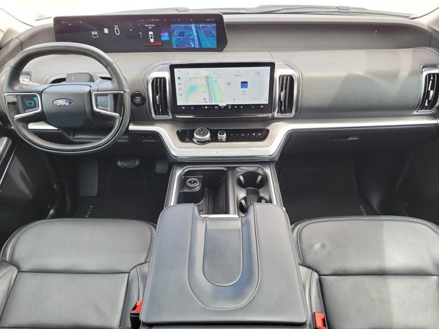 Certified 2025 Ford Expedition Platinum image 17