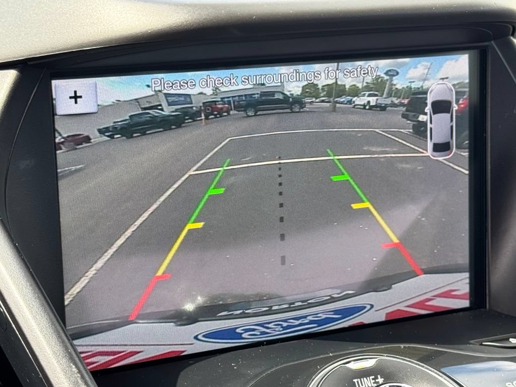 Certified 2017 Ford Escape Titanium FWD image 24