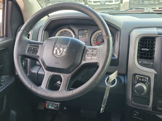 Used 2017 RAM 1500 Express RWD image 18