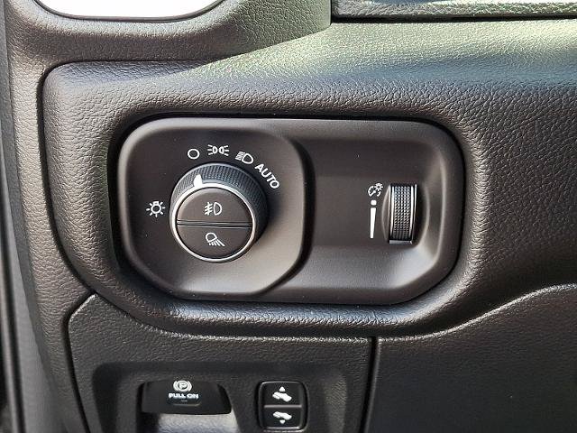 Used 2025 RAM 1500 Lone Star AWD/4WD image 25