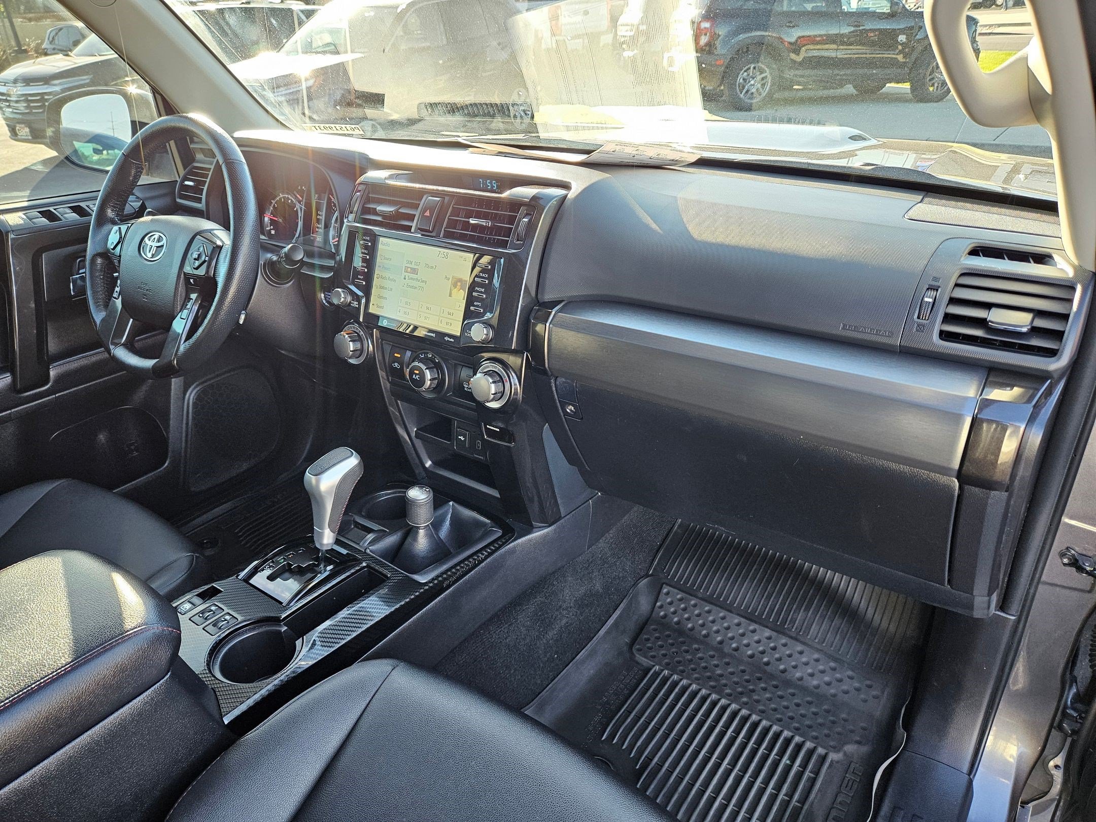 Used 2023 Toyota 4Runner TRD Off-Road Premium w/ Off Road Premium Plus Package AWD/4WD image 35