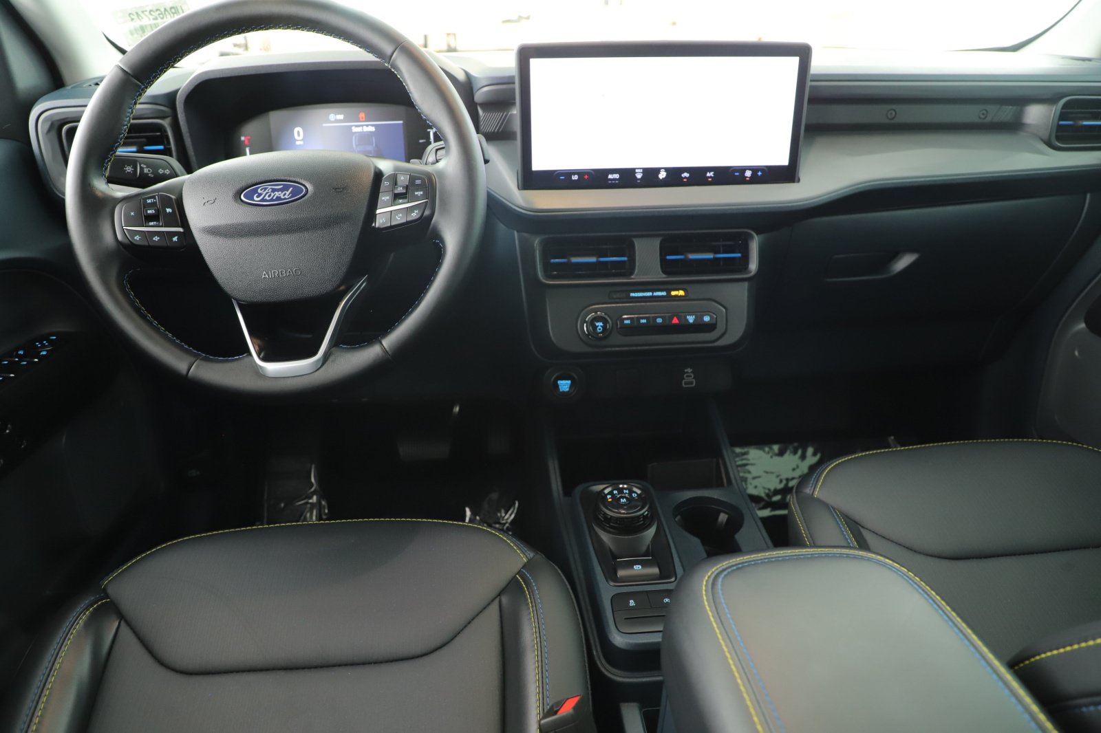 Certified 2025 Ford Maverick Lobo AWD/4WD image 17