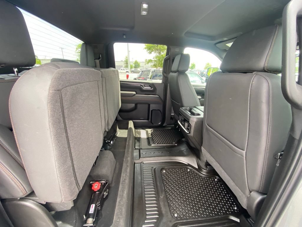 Used 2025 GMC Sierra 2500 AT4 AWD/4WD image 27