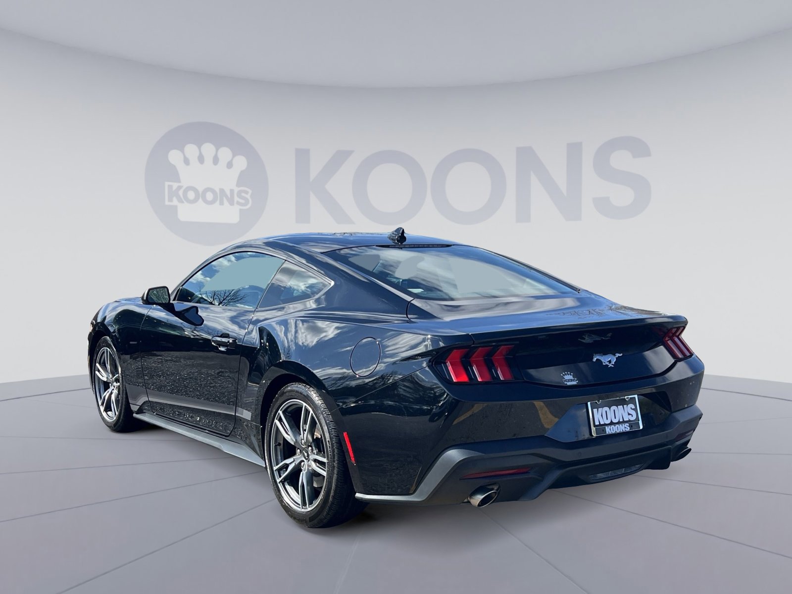 Certified 2024 Ford Mustang Coupe image 3