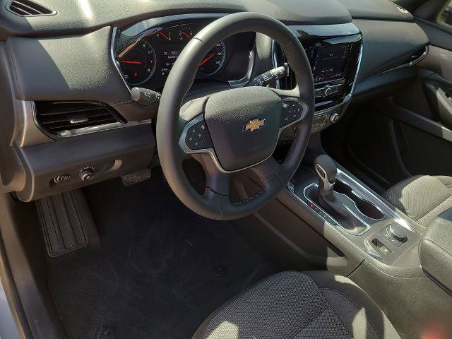 Used 2023 Chevrolet Traverse LT FWD image 23