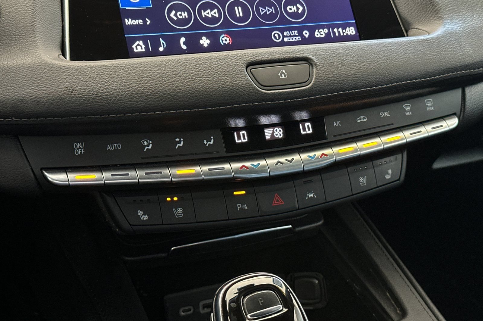 Used 2023 Cadillac XT4 Premium Luxury FWD image 19