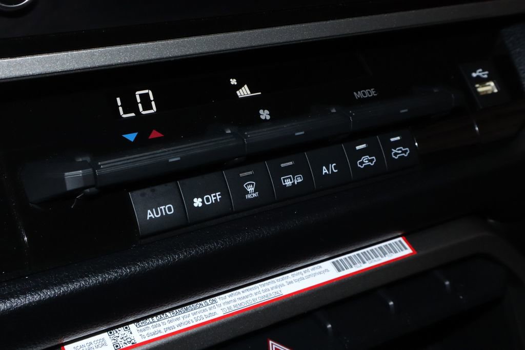 Used 2025 Toyota Tundra SR5 AWD/4WD image 31