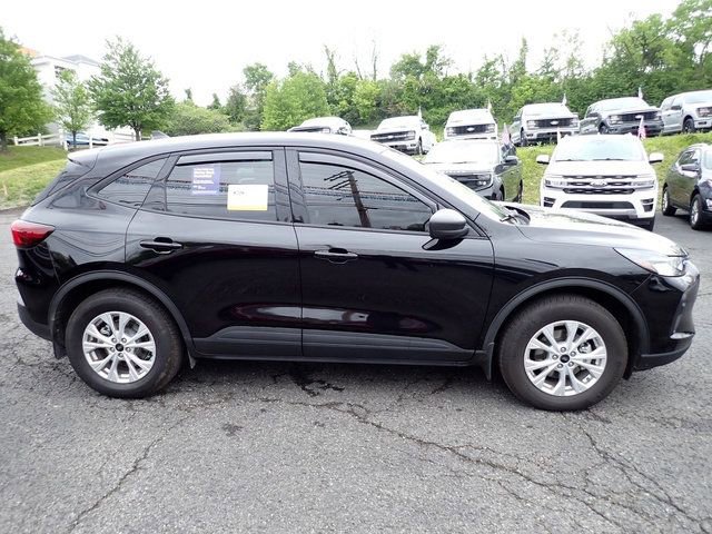 Certified 2025 Ford Escape Active w/ Tech Pack #1 AWD/4WD image 9