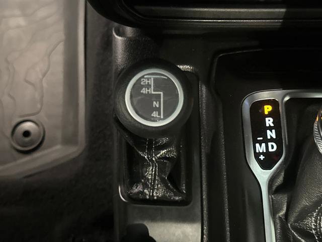 Used 2025 Jeep Wrangler Sport image 29