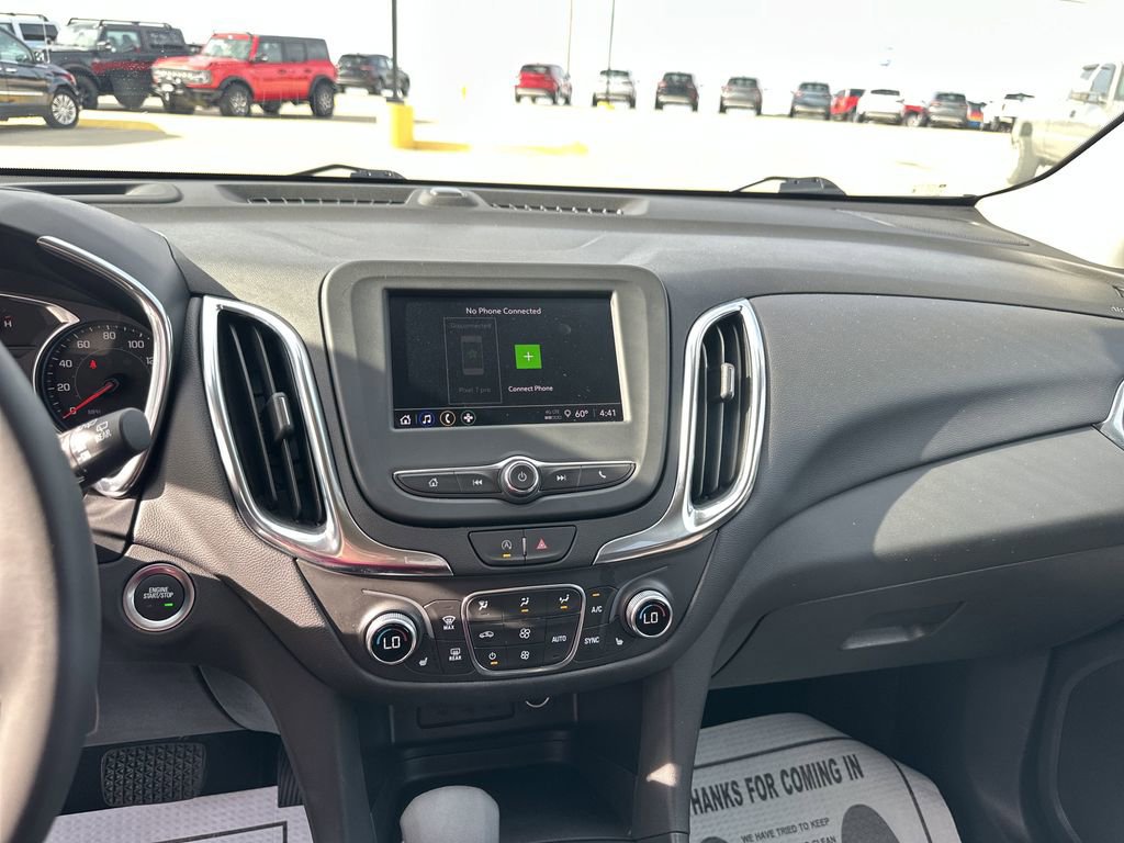 Used 2024 Chevrolet Equinox LT image 18