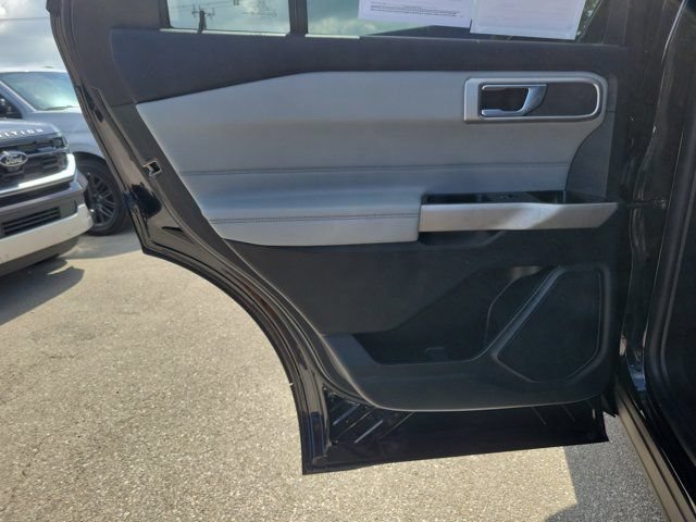 Certified 2023 Ford Explorer XLT w/ Equipment Group 202A RWD image 14