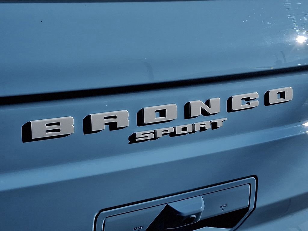 Certified 2025 Ford Bronco Sport Heritage w/ Convenience Package image 31
