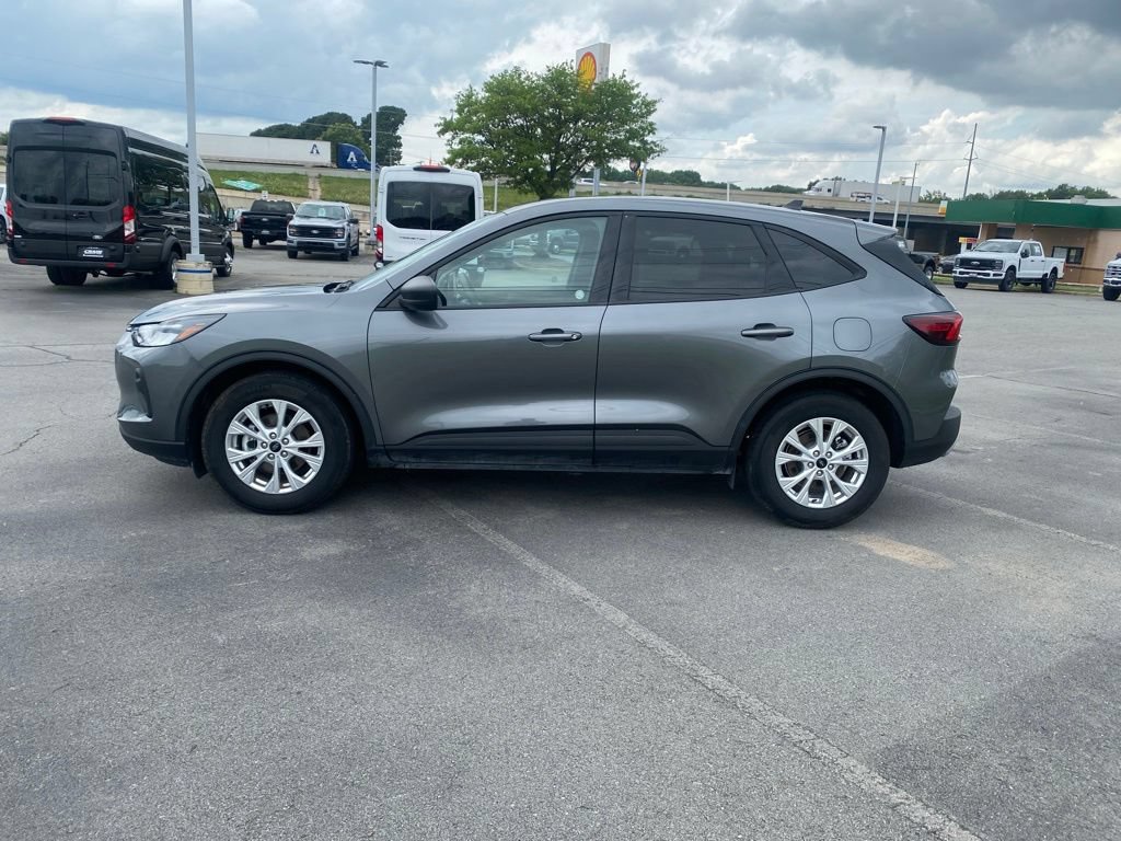 Certified 2025 Ford Escape Active FWD image 4