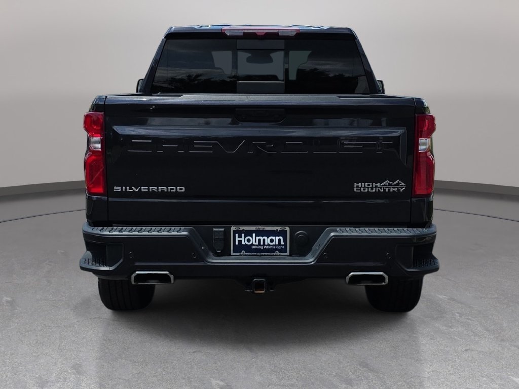 Used 2024 Chevrolet Silverado 1500 High Country w/ Z71 Off-Road Package AWD/4WD image 6