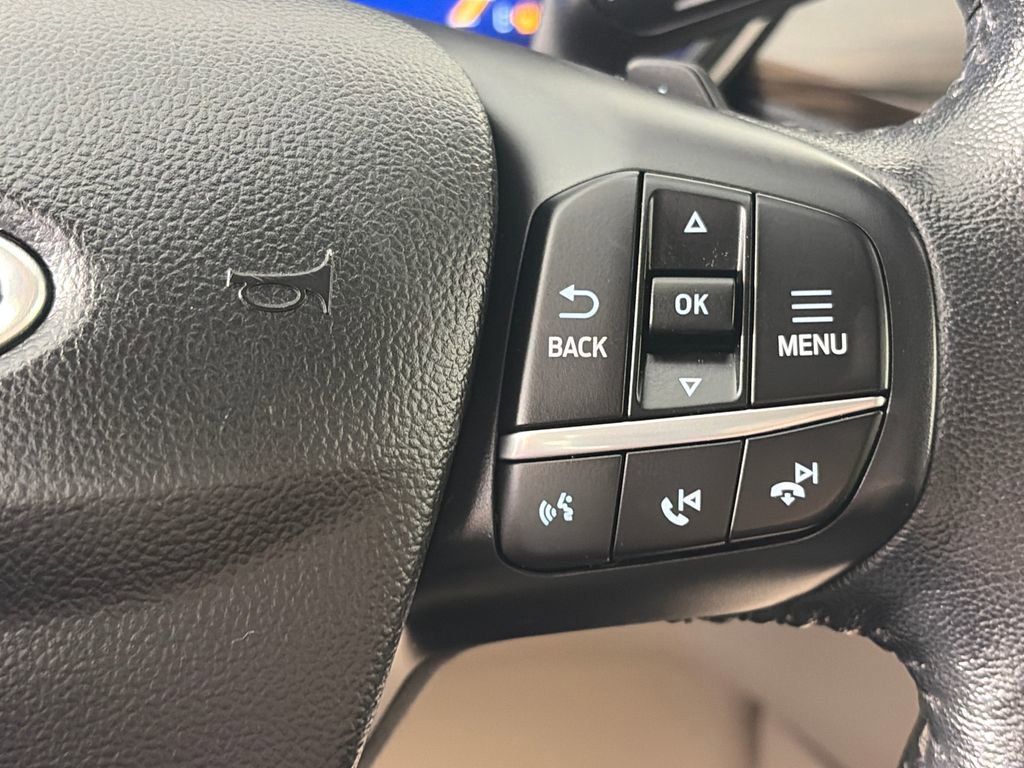 Certified 2020 Ford Escape Titanium image 18