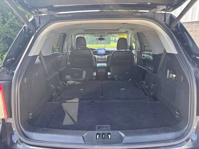 Certified 2023 Ford Explorer XLT w/ Equipment Group 202A AWD/4WD image 12