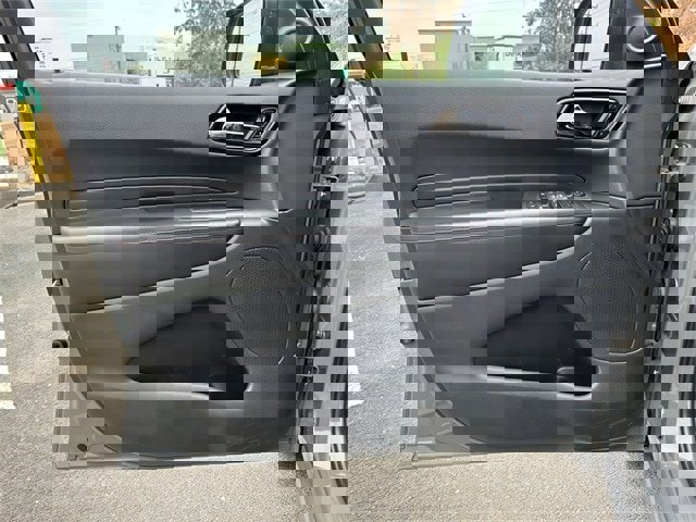 Used 2024 Dodge Durango GT image 18