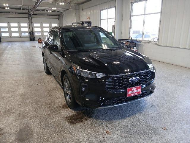 Certified 2023 Ford Escape ST-Line Select w/ Tech Pack #2 image 7