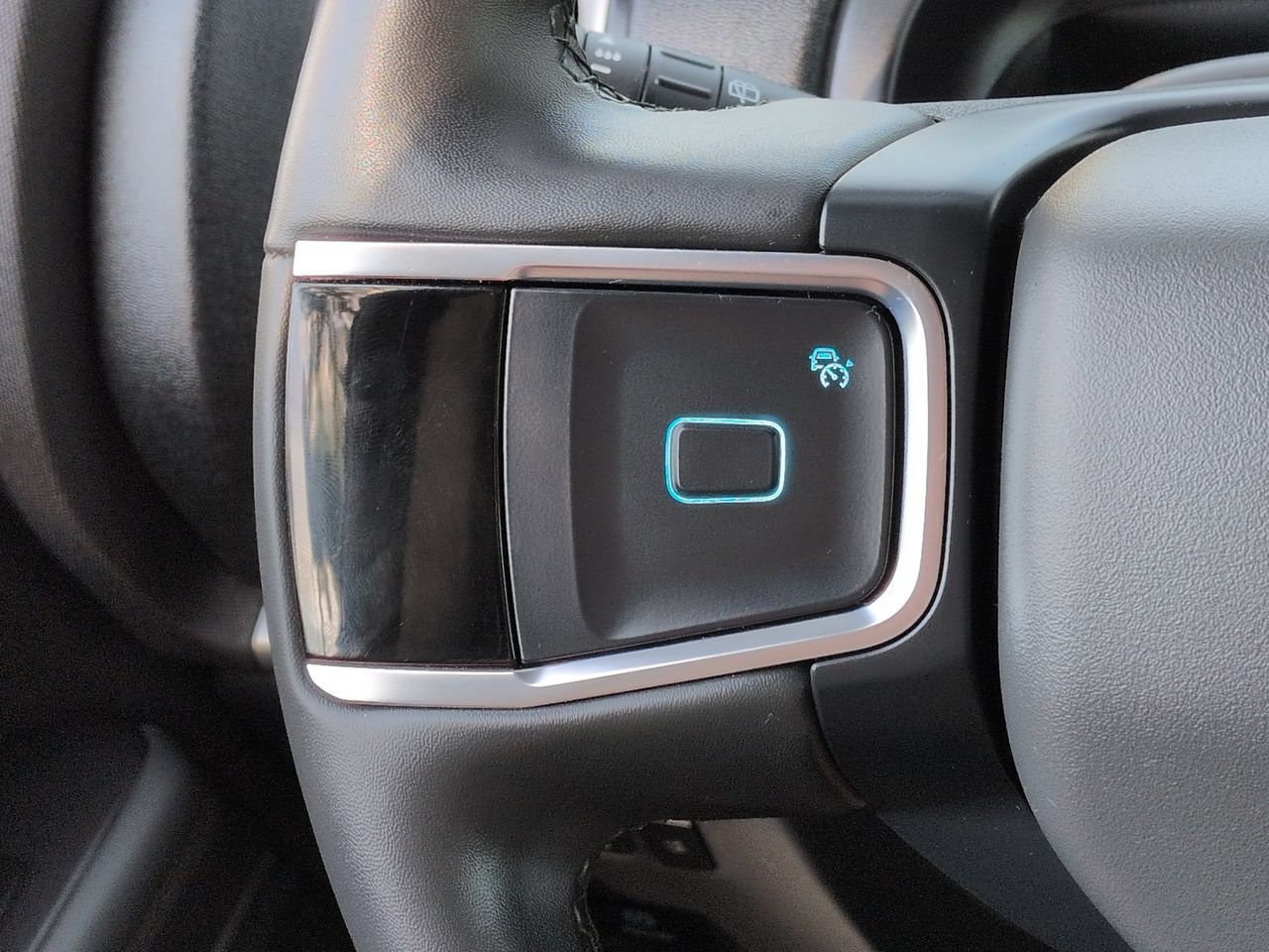 Certified 2025 Ford Expedition Max Active AWD/4WD image 23