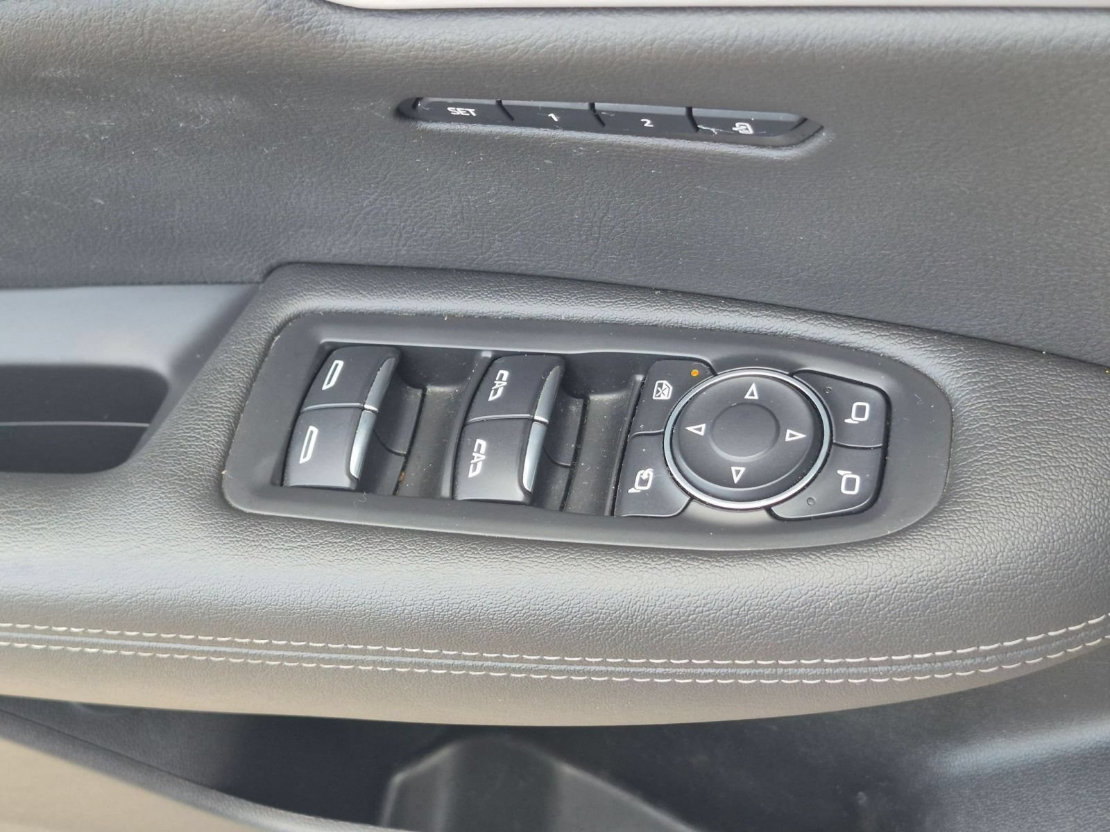 Used 2020 Cadillac XT6 Sport AWD/4WD image 16