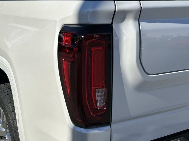 Used 2024 GMC Sierra 1500 Denali AWD/4WD image 13