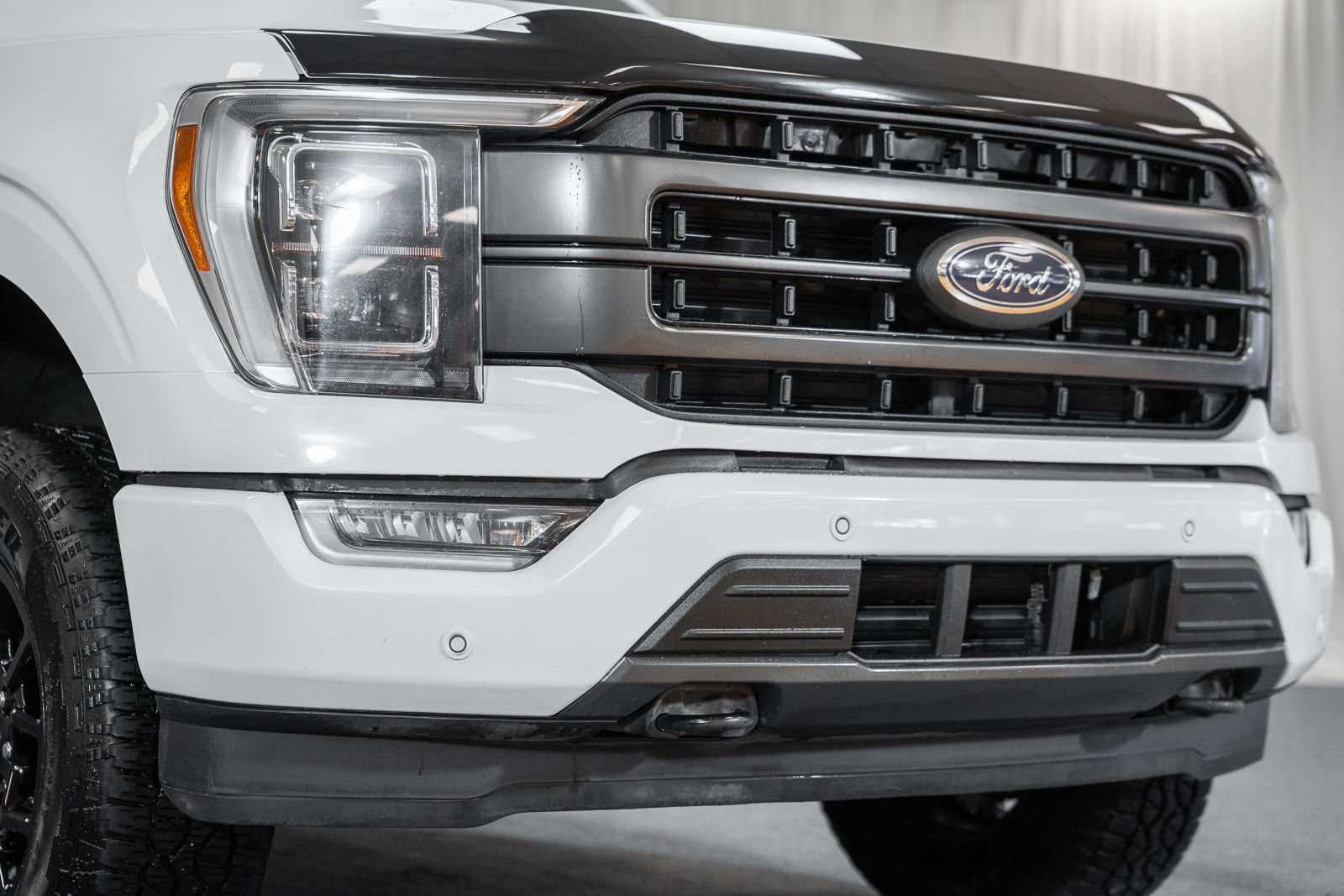 Certified 2023 Ford F150 Lariat w/ Equipment Group 502A High image 11