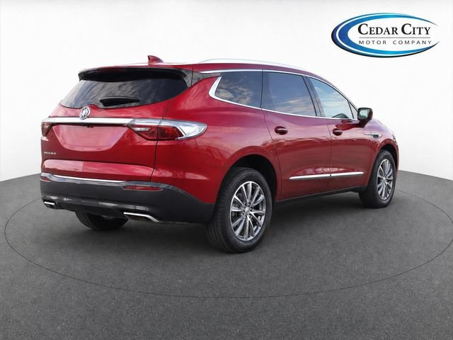 Used 2023 Buick Enclave Essence AWD/4WD image 3